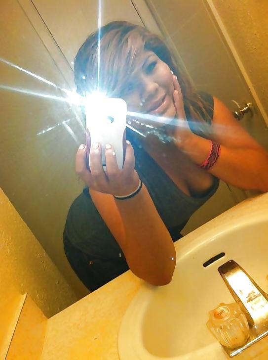 7P Bbw teen downblouse and cleavage