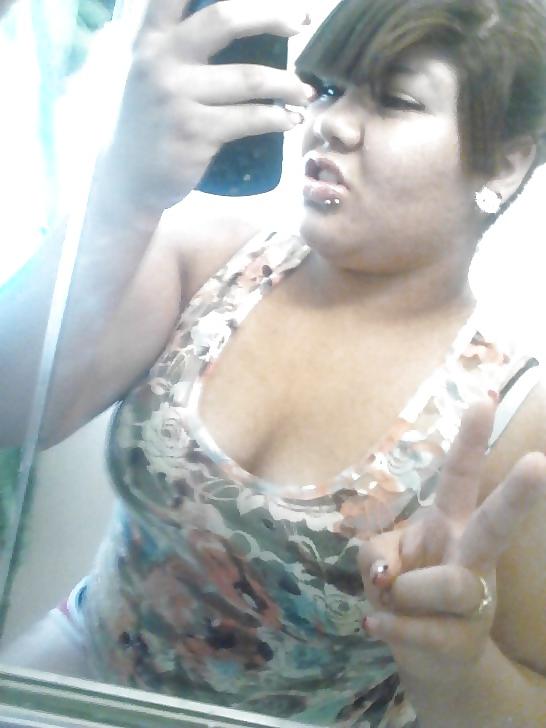 7P Bbw teen downblouse and cleavage