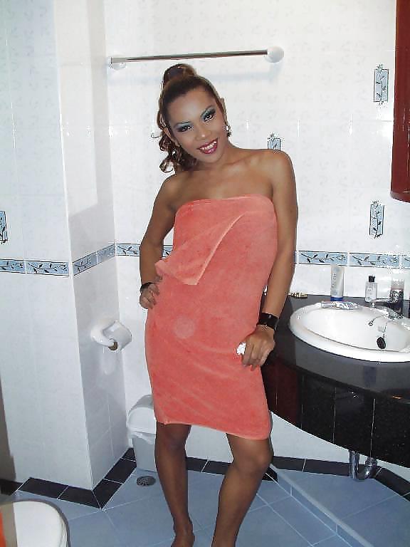 9P Ladyboy Ohm from Pattaya