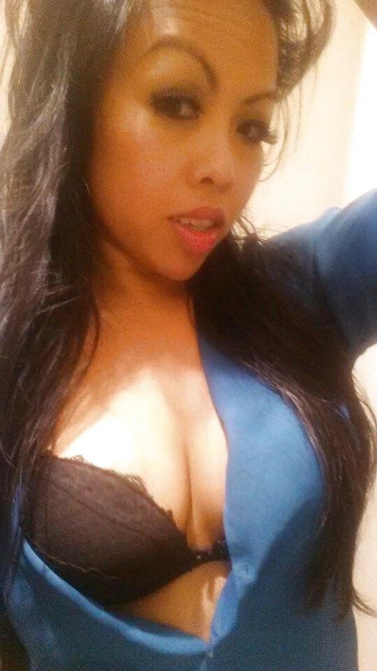 25P Private photos of thai lady 
