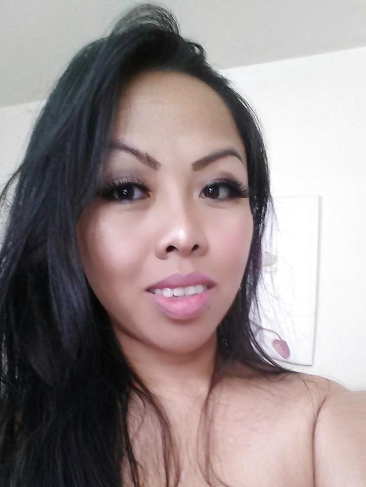 25P Private photos of thai lady 