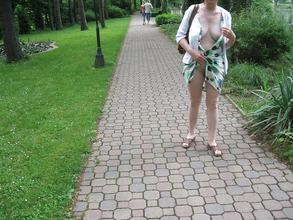 25P Amateur voyeur
