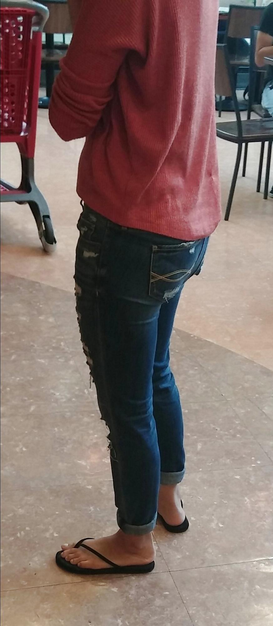 14P Skinny Asian teen feet and ass in jeans with face. 