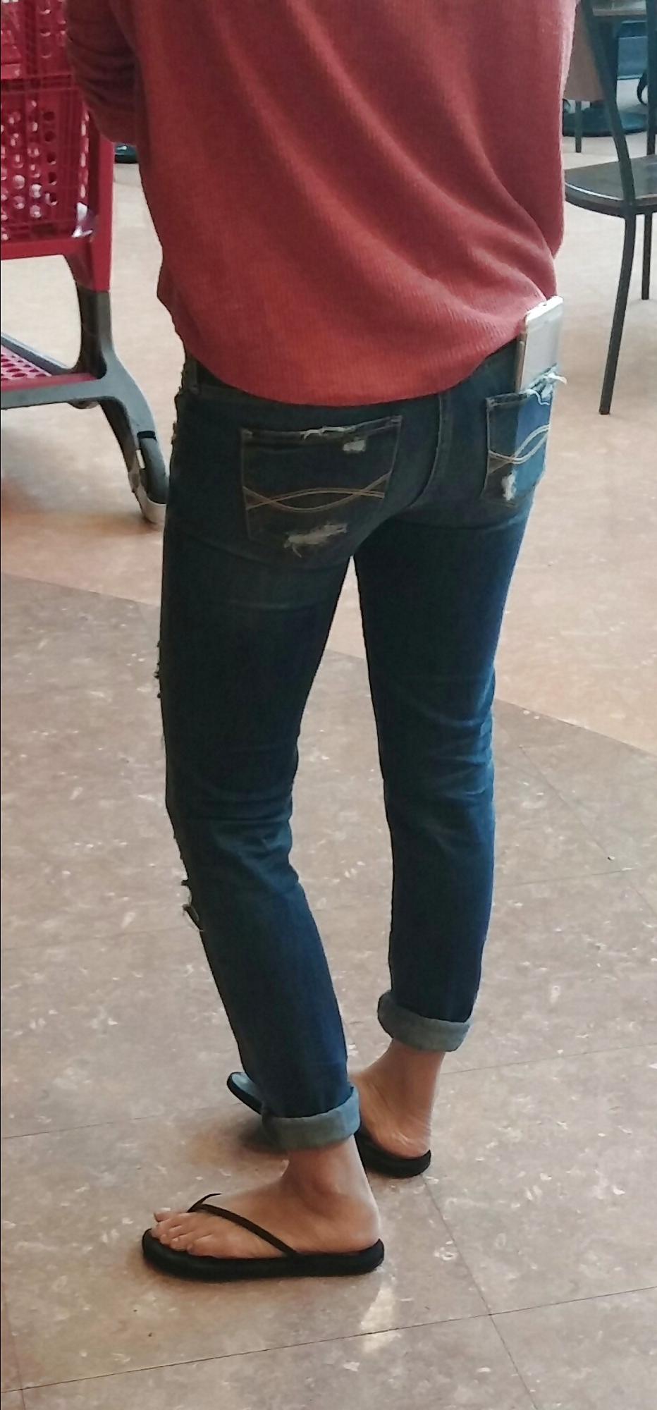14P Skinny Asian teen feet and ass in jeans with face. 