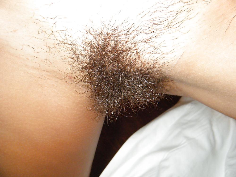 10P Asian with beautiful long pussy hair