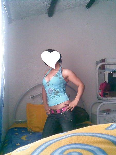25P AMATEUR GIRLS