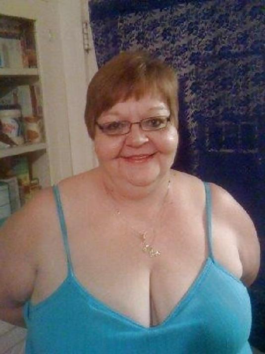10P Bbw's, die ich gerne ausziehen würde...13