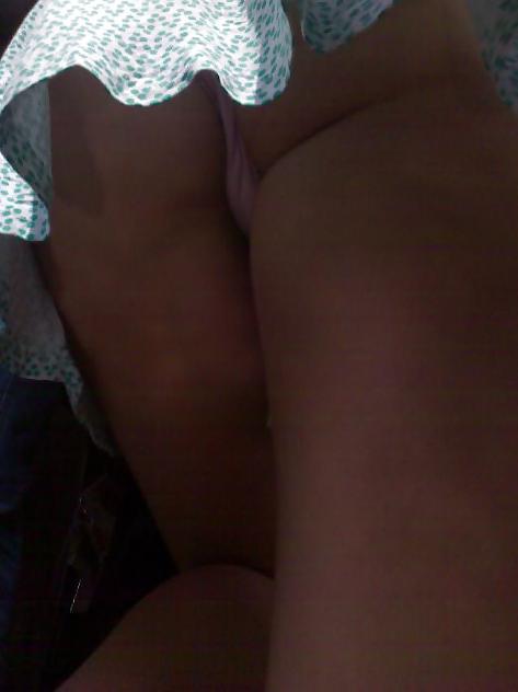 25P Upskirt 10