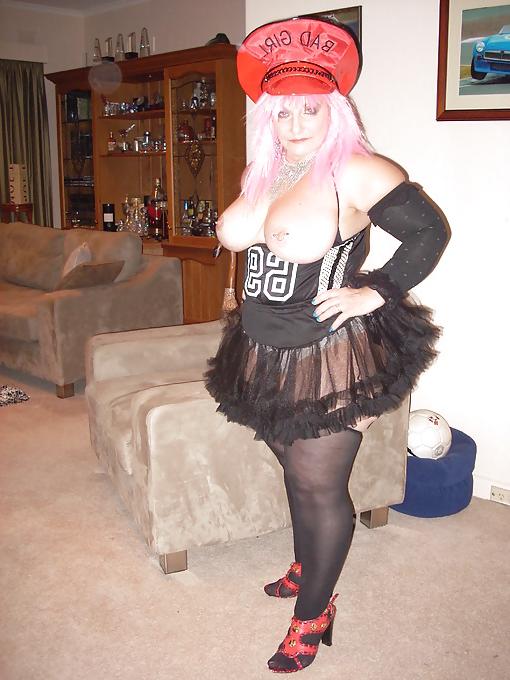 16P Aussie Grandma...Eros21