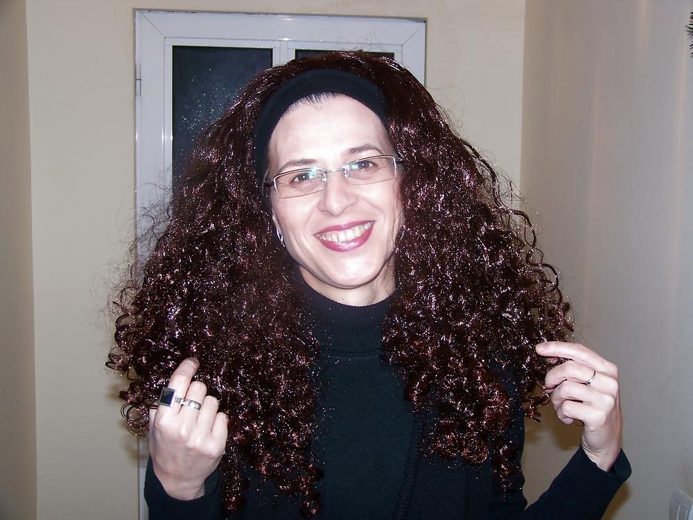 12P Amazing Romanian Woman