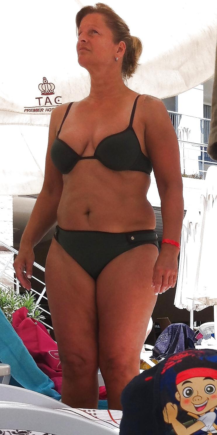 25P Vacation horny people9