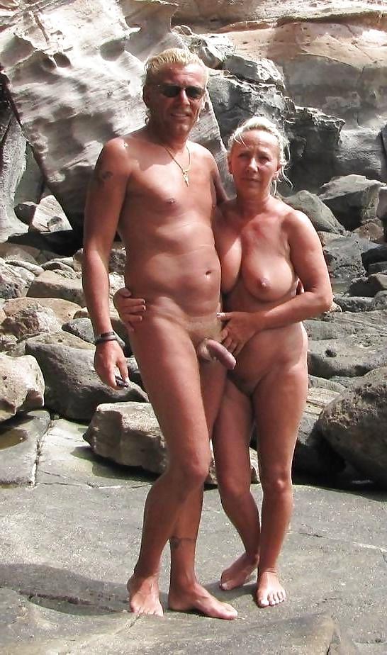 25P Vacation horny people9