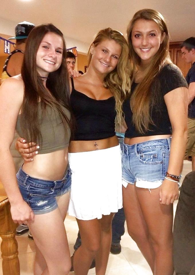 22P The ladies on vacation 
