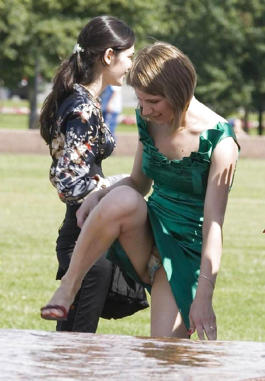 25P Real Upskirt - 32