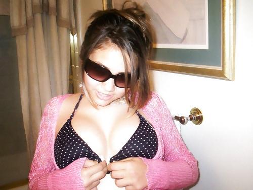 25P Teens 'n' Selfies (Non-Nude)