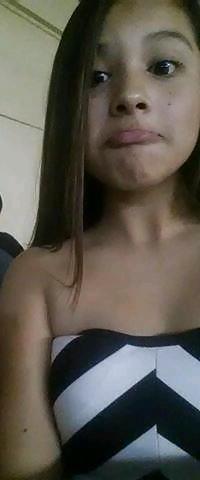 16P Pretty teens non nude 