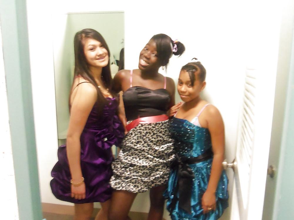 8P Silly teens non nude 