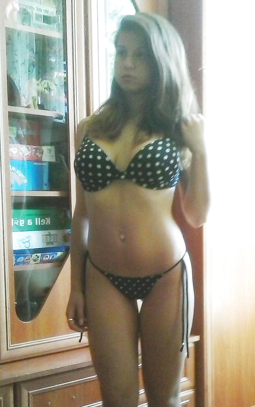 25P Big tits teen (nonude)