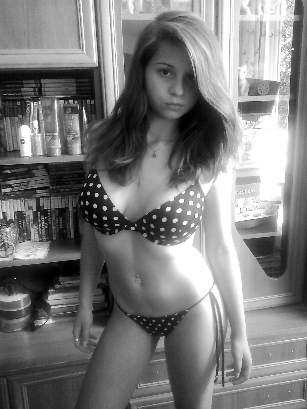 25P Big tits teen (nonude)