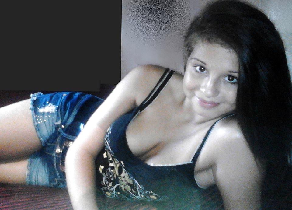 25P Big tits teen (nonude)