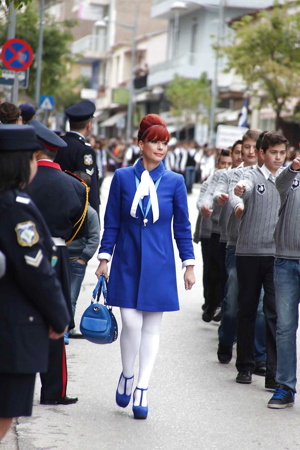25P CANDID GREEK BEAUTIES!!