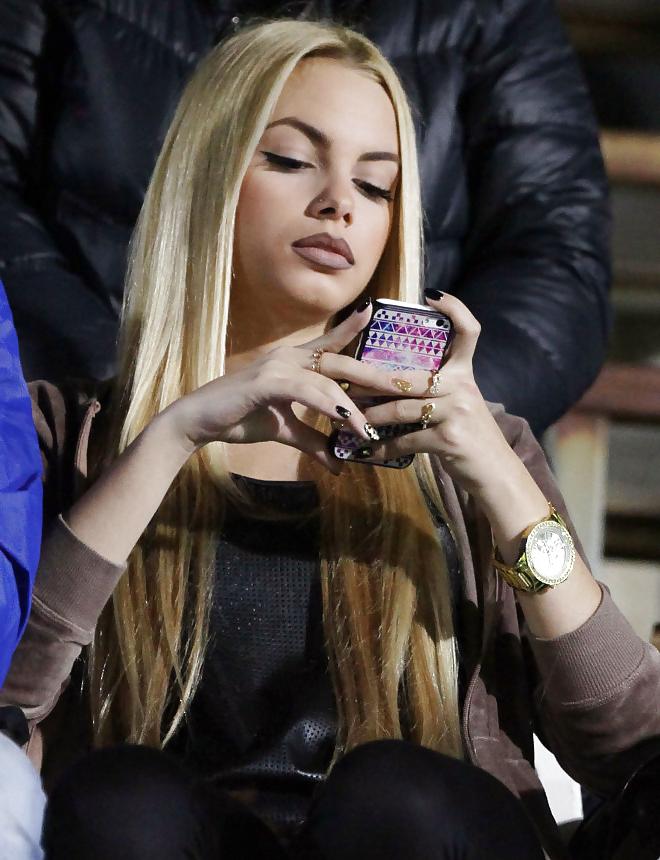25P CANDID GREEK BEAUTIES!!