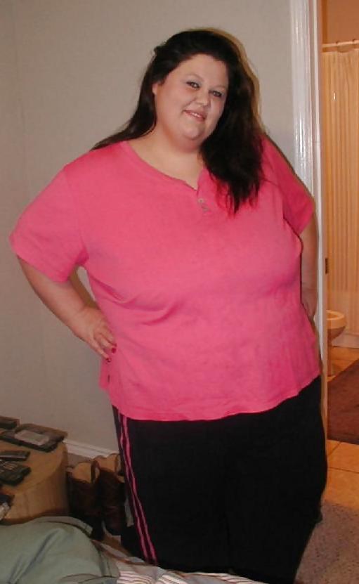 10P BBW like to undress 12
