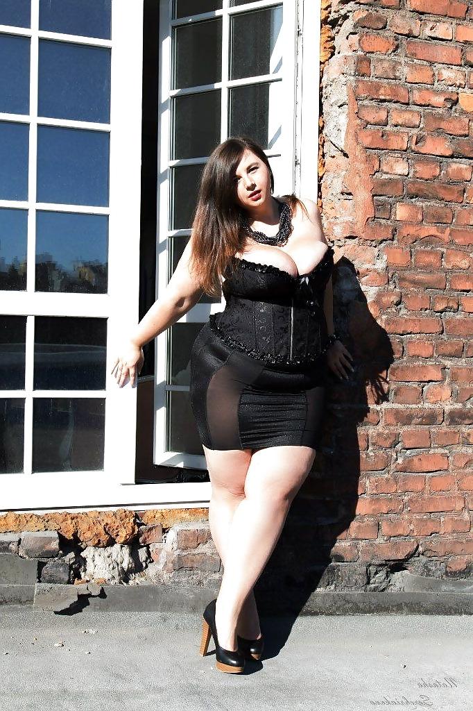 17P Non nude but very sexy