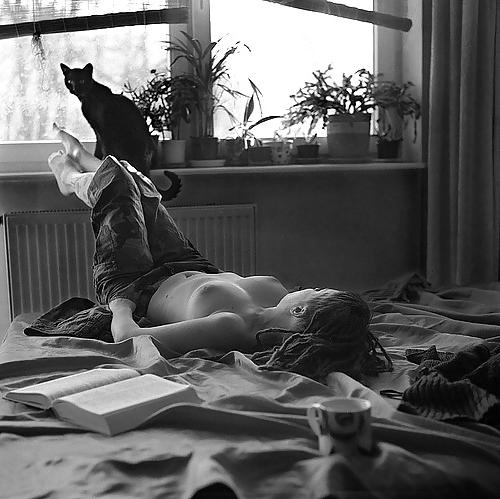 23P Perfect Storm - Beautiful Women and Their Pets