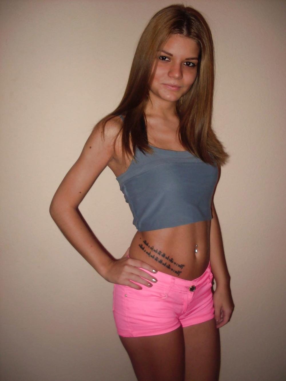 25P Hot and sexy facebook girls