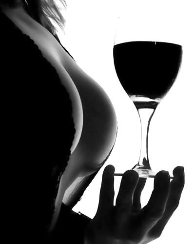 25P Perfect Storm - Beautiful Ladies and Their Wine - Soft