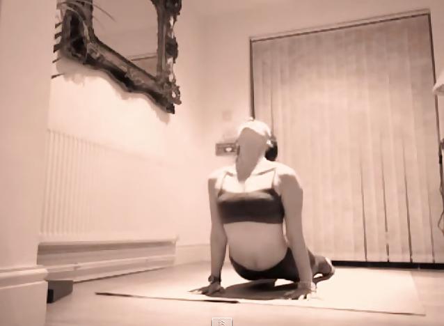 23P Youtube Fitness MILF 2 Nips, Ass, Feet, Bubble Butt