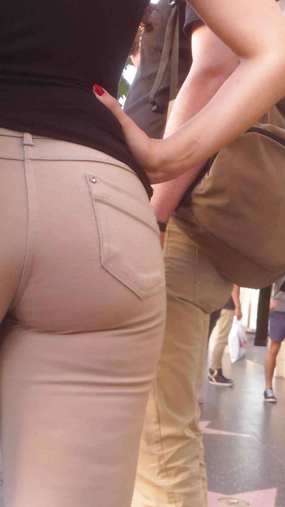 25P Popular teen girls ass & butt in jeans Part 6
