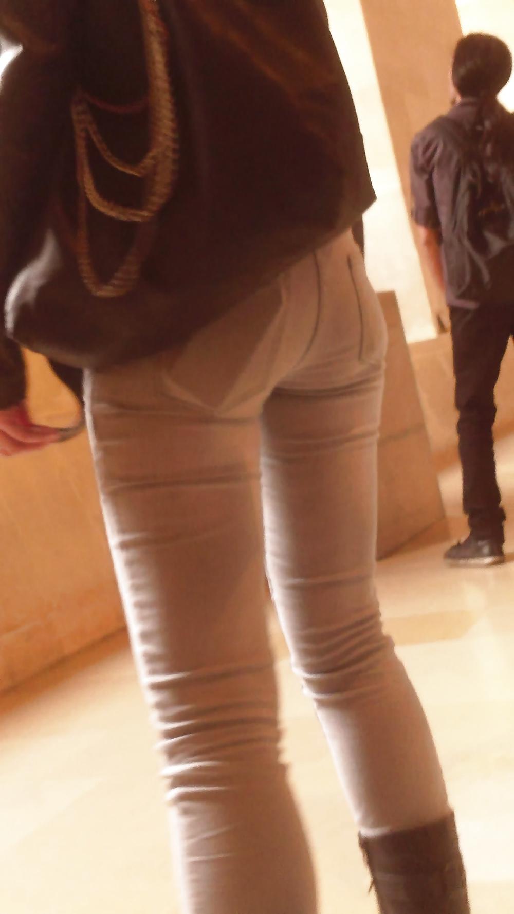 25P Popular teen girls ass & butt in jeans Part 6