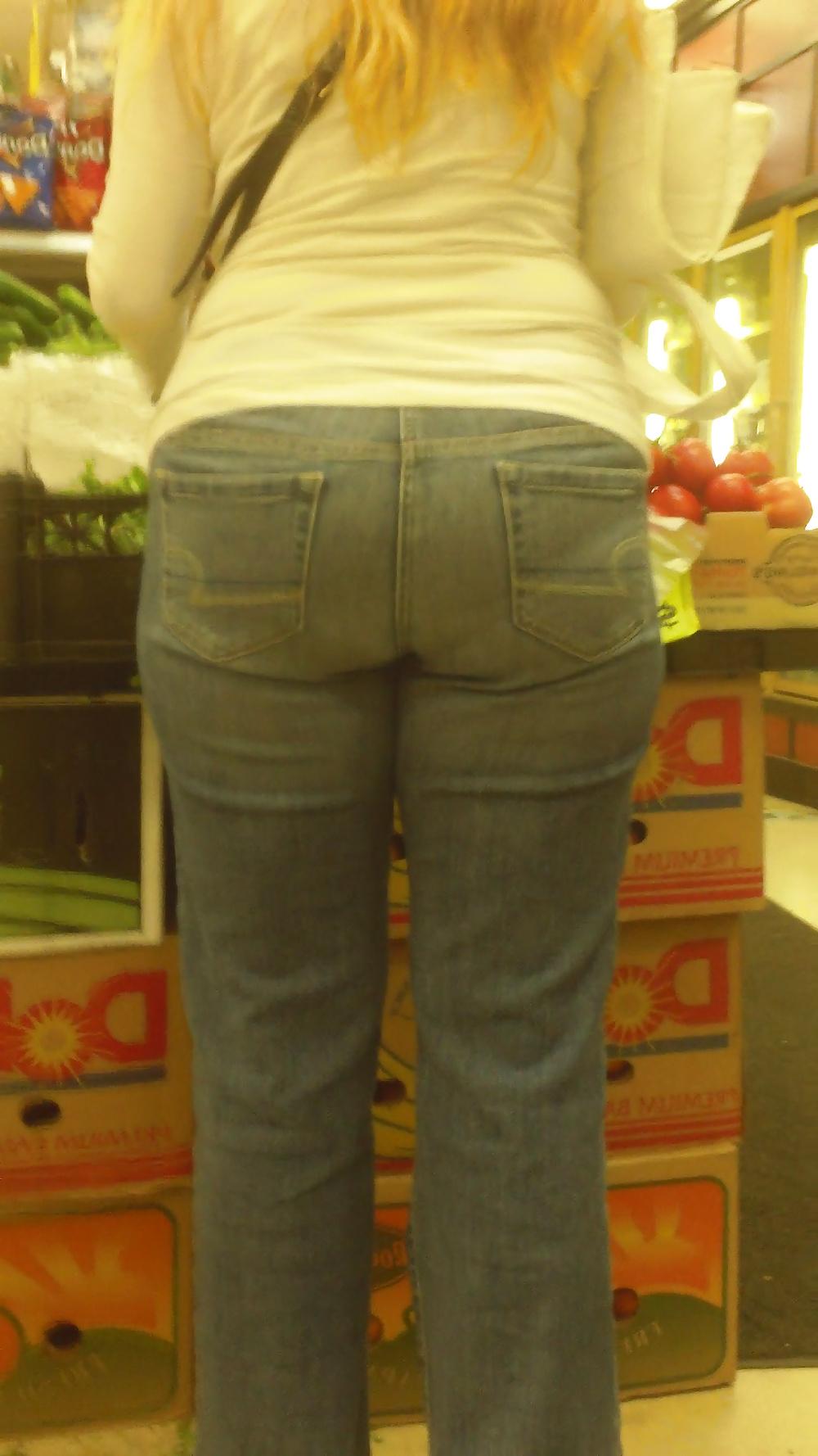 25P Popular teen girls ass & butt in jeans Part 6