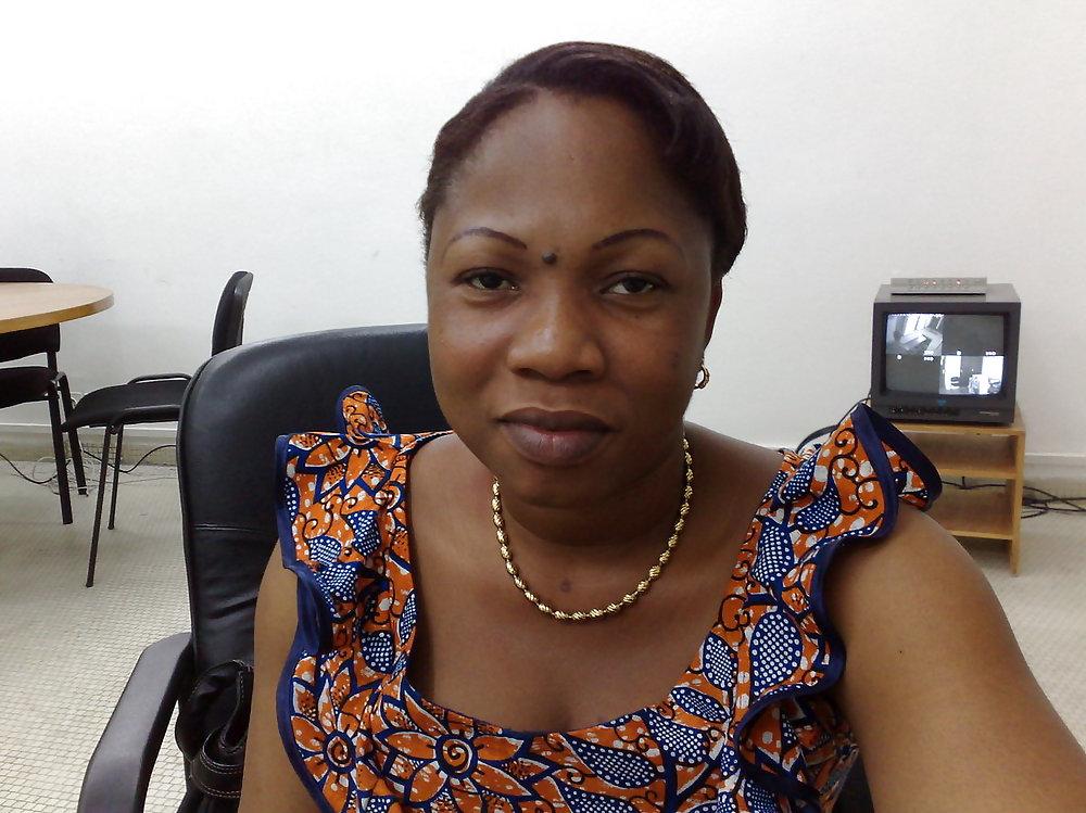 13P Abidjan Girl