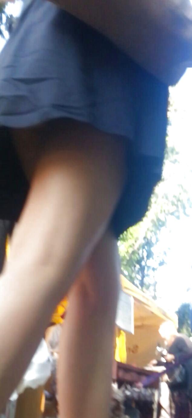 12P Spy sexy teens upskirt romanian
