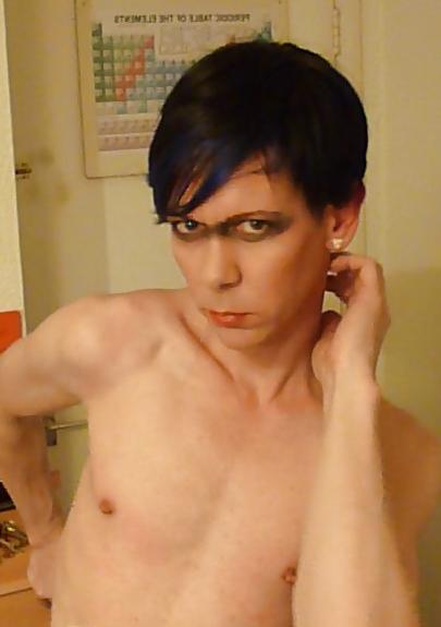7P Kim Parker in rubber