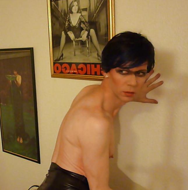 7P Kim Parker in rubber