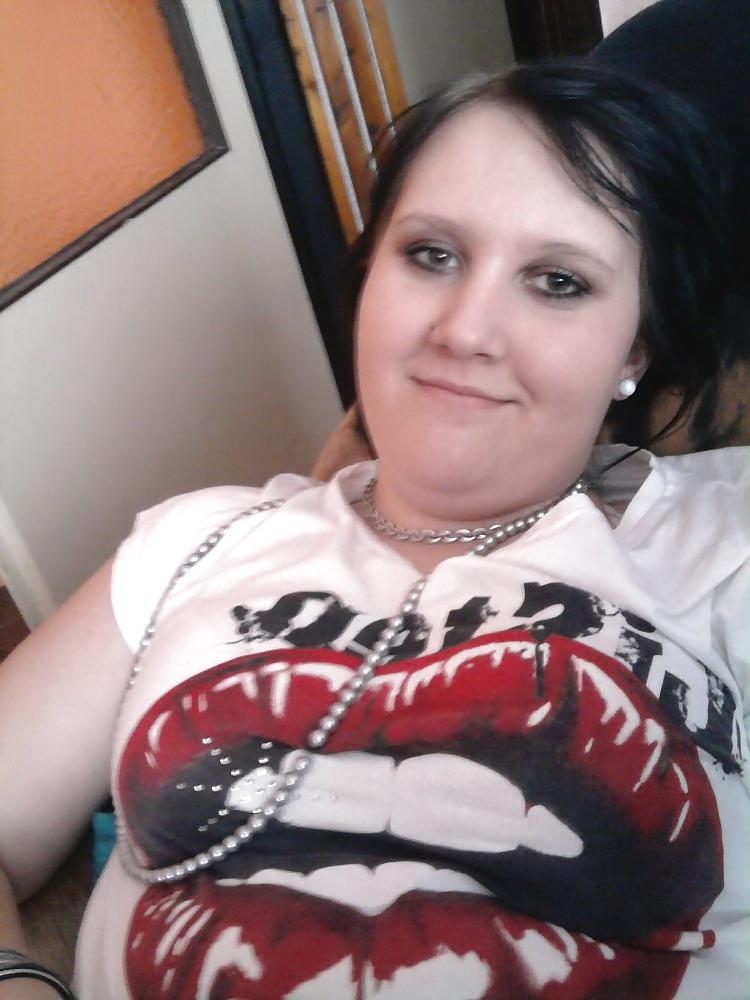 25P Debbie Chubby Teen Wank Slut