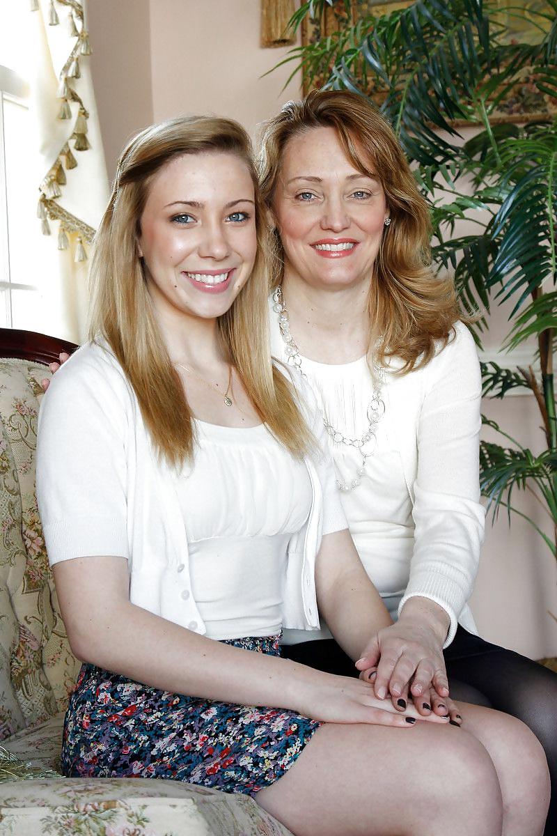 10P Sexy mother-NOT her daughter pairs