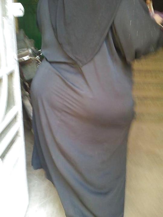 25P Arab ass hummmmmmmm