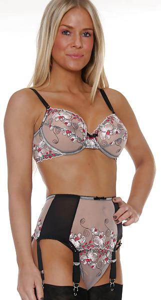 25P Garters Stockings Bras Panties Sexy Models