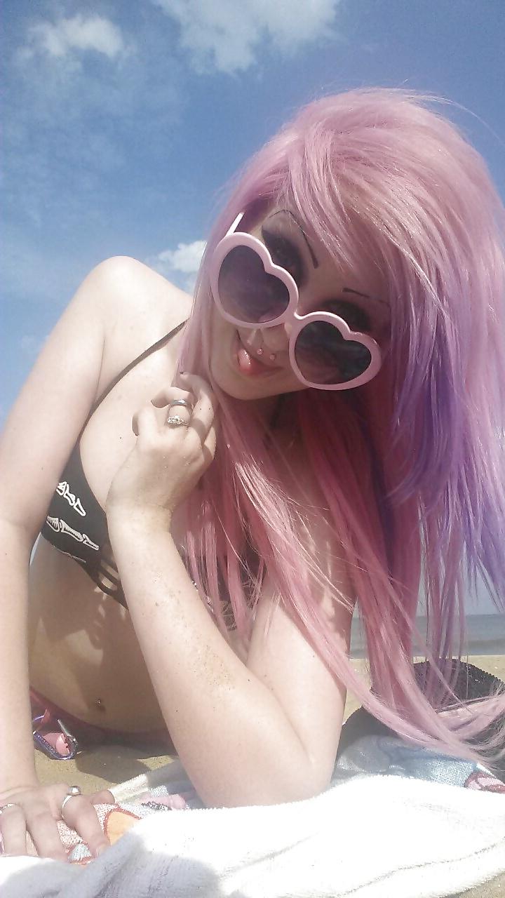 25P Poshpinkie pics