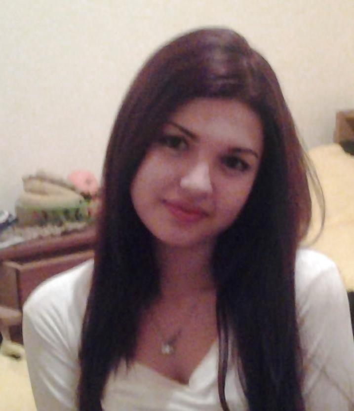 25P Turkish cherry teen! Pervert comments please!