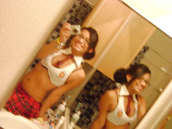 17P Facebook hoe non nude