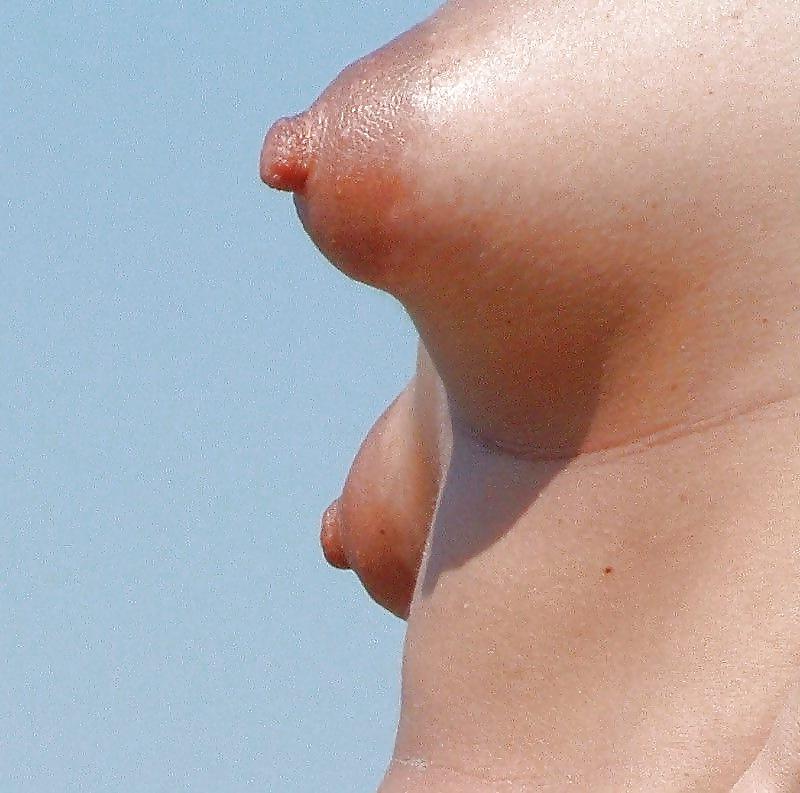 25P Noteworthy nipples