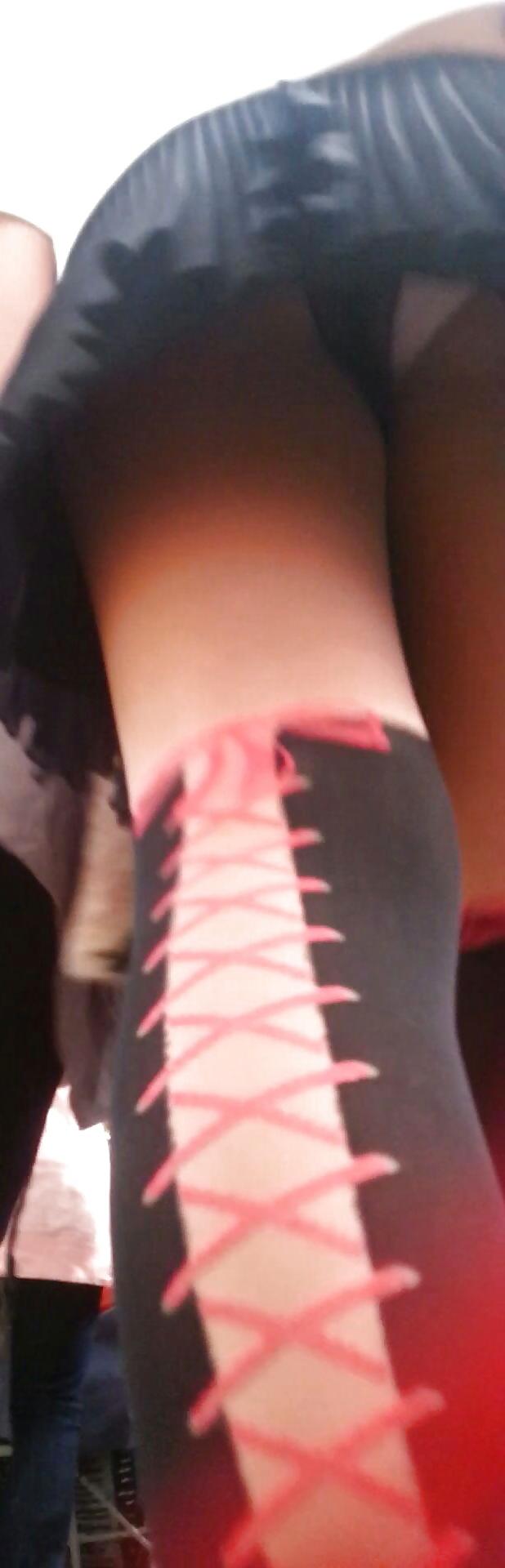 7P Spy sexy teens upskirt romanian
