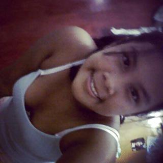 10P Latinas bonita non nude
