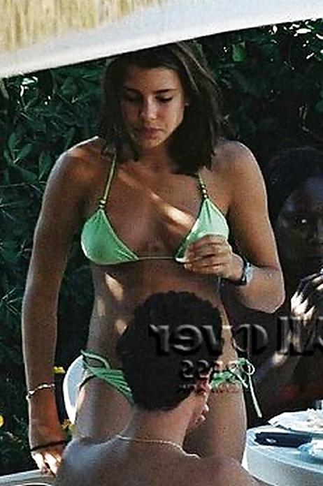 25P Princess monaco daughter s. Charlotte Casiraghi